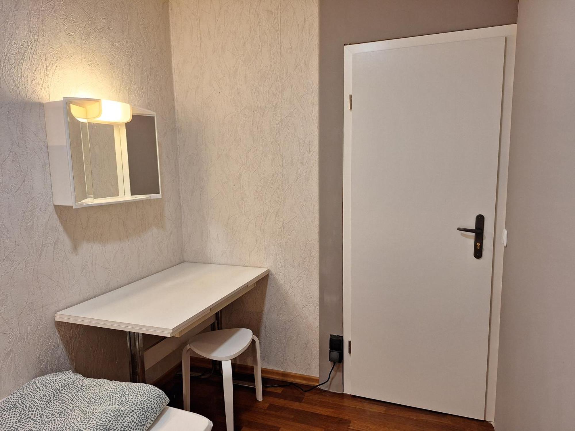 Hoteliving Duesseldorf Airport Ratingen Oda fotoğraf